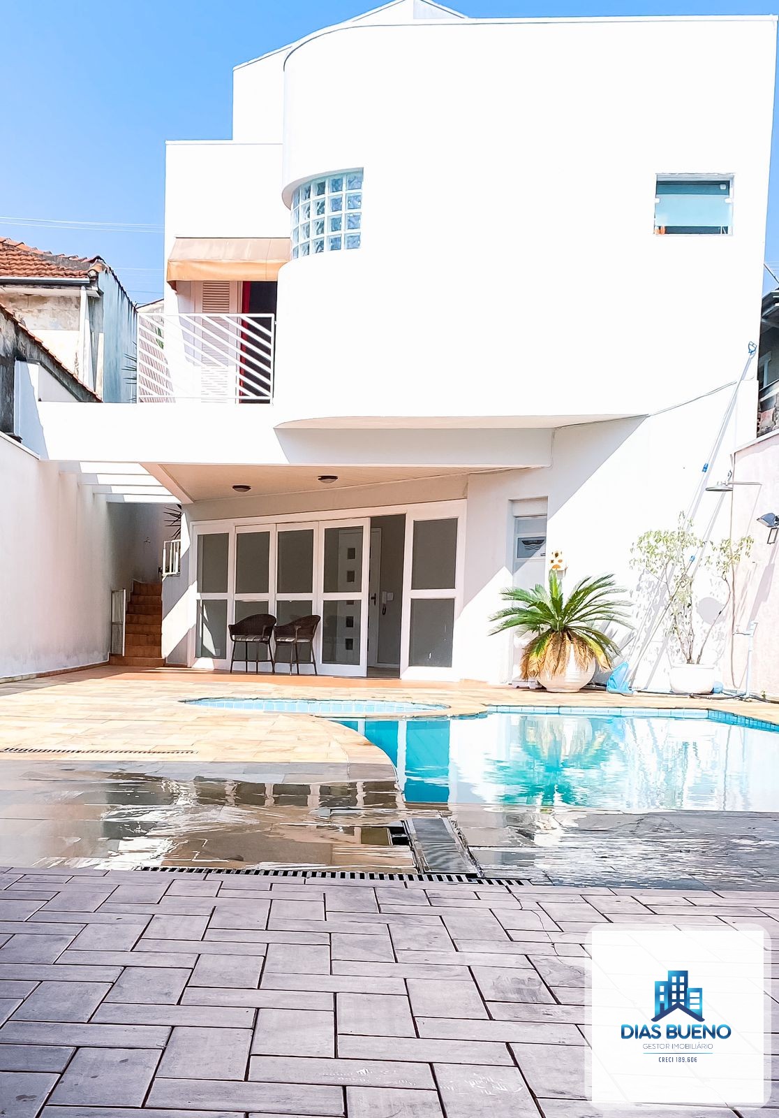 Sobrado à venda — Casa para alugar e vender com 3 dormitorios e piscina na Mooca, São Paulo, Mooca, São Paulo (cód. DB-2006)