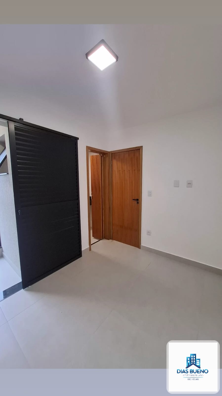 Apartamento à venda — Apartamento à venda no Vila Marieta, SP, Vila Marieta, São Paulo (cód. DB-2040)